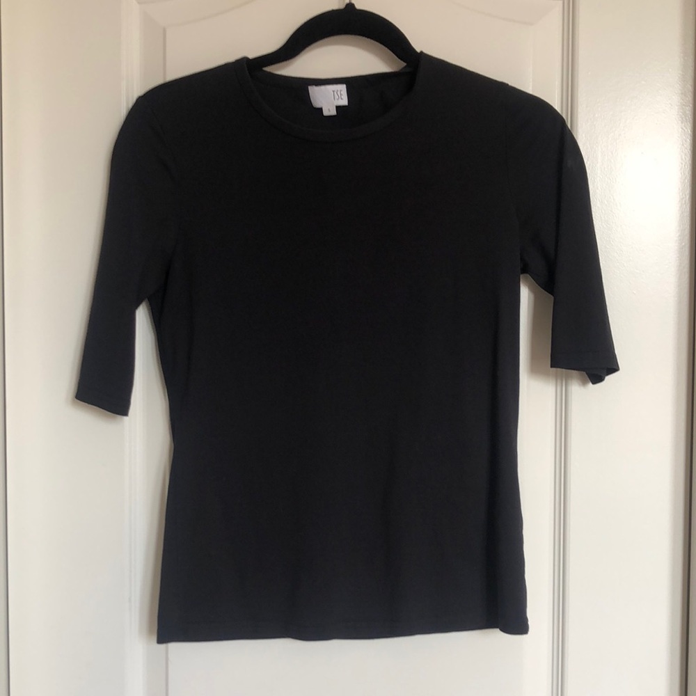 TSE Black crew neck tshirt